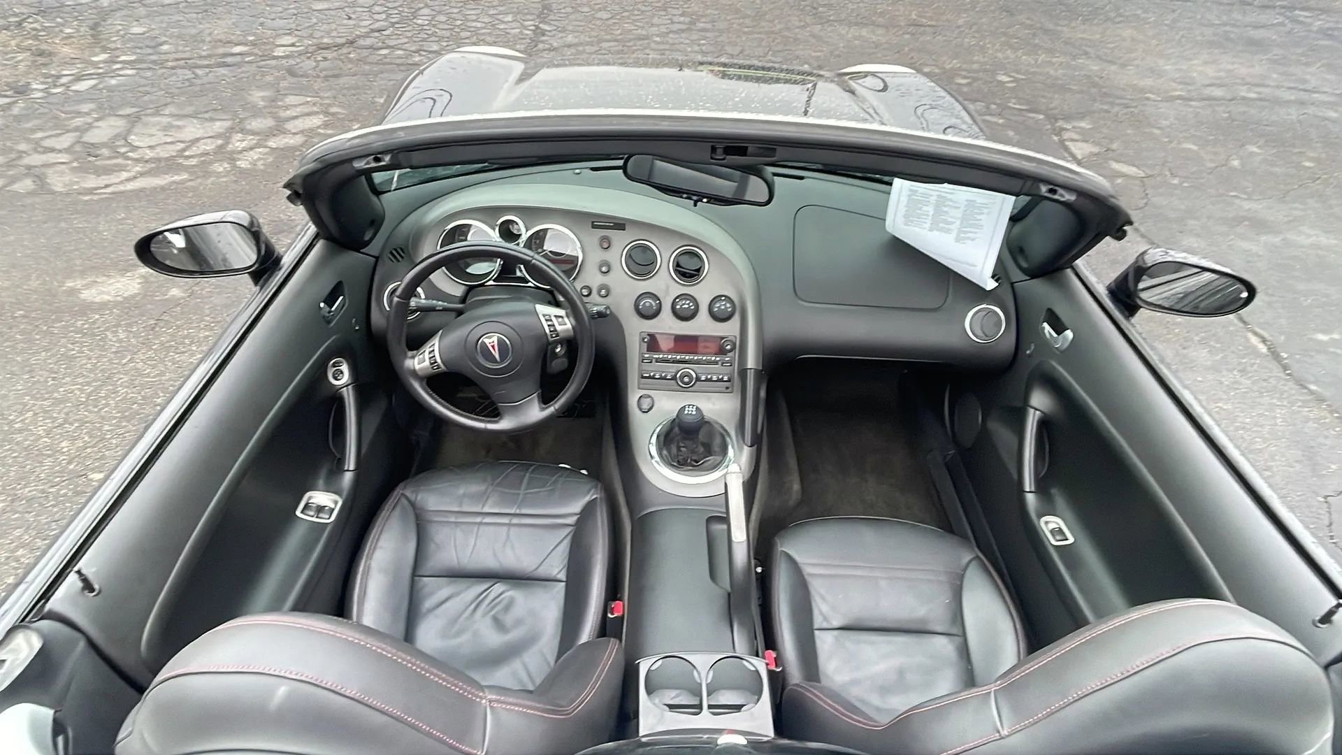 Used 2008 Pontiac Solstice GXP w/ Premium Package image 18