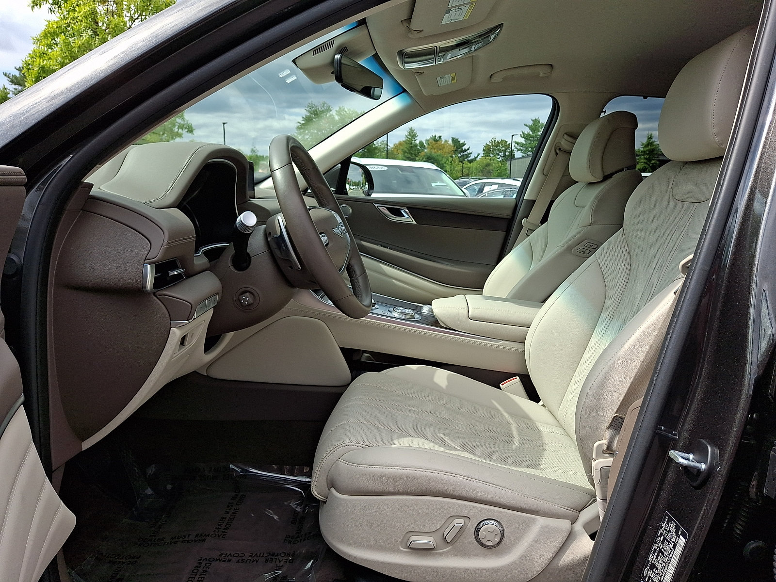 Certified 2024 Genesis GV80 2.5T AWD/4WD image 13