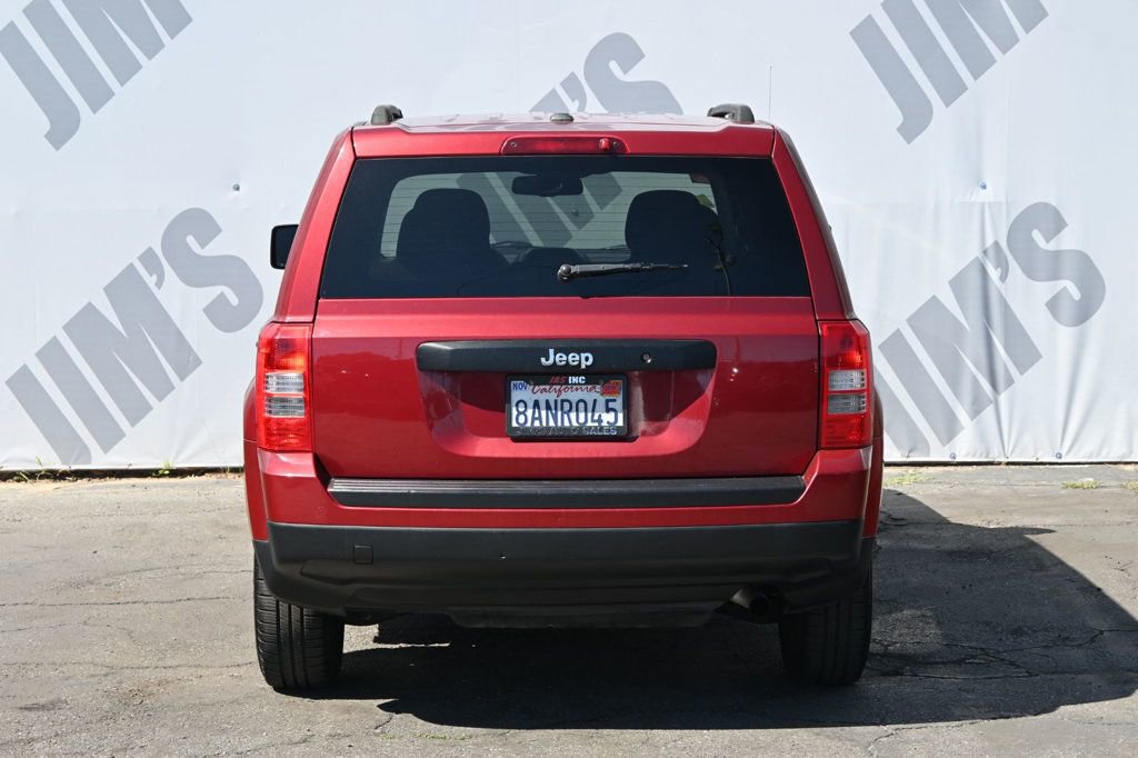 Used 2017 Jeep Patriot Sport FWD image 5