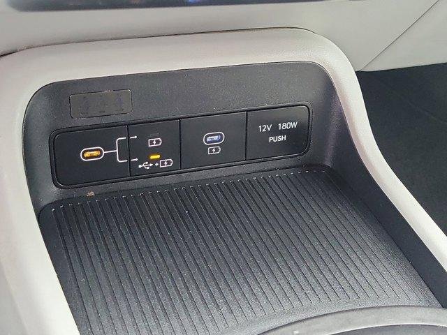 Used 2025 Hyundai Kona SE image 28