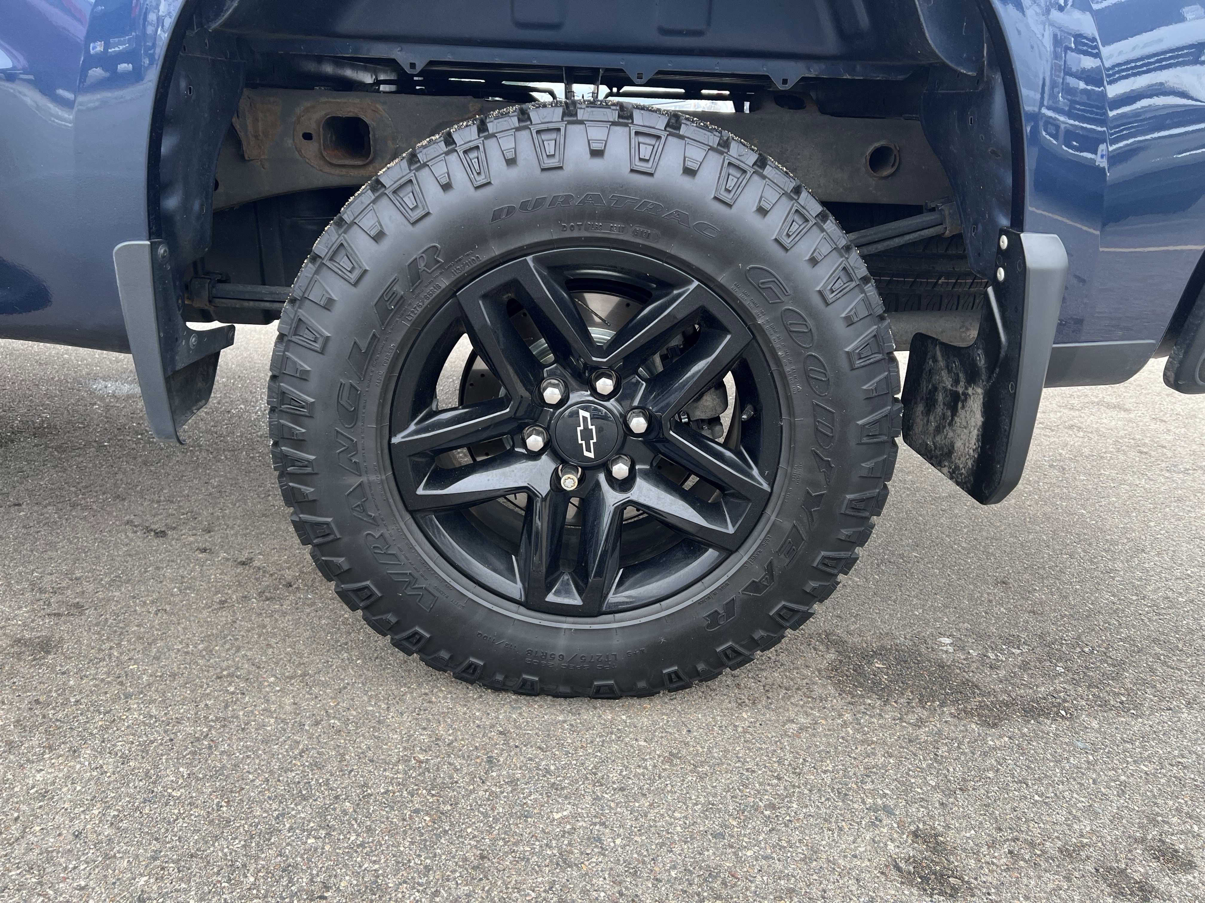 Used 2021 Chevrolet Silverado 1500 LT Trail Boss w/ Convenience Package II image 20