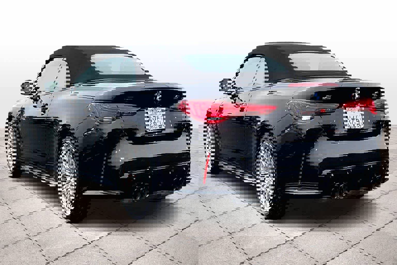 Used 2025 BMW M4 xDrive Competition image 15