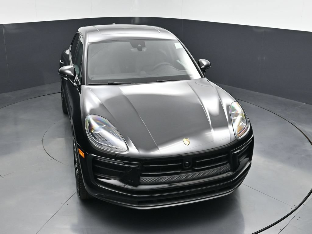 New 2026 Porsche Macan AWD/4WD image 21