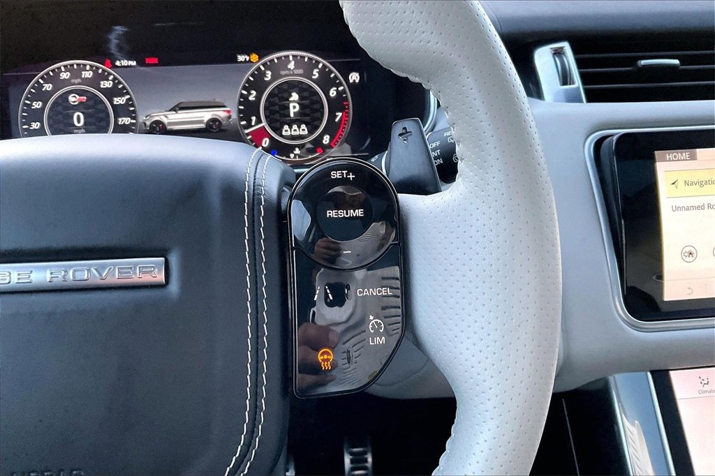 Used 2022 Land Rover Range Rover Sport SVR image 12
