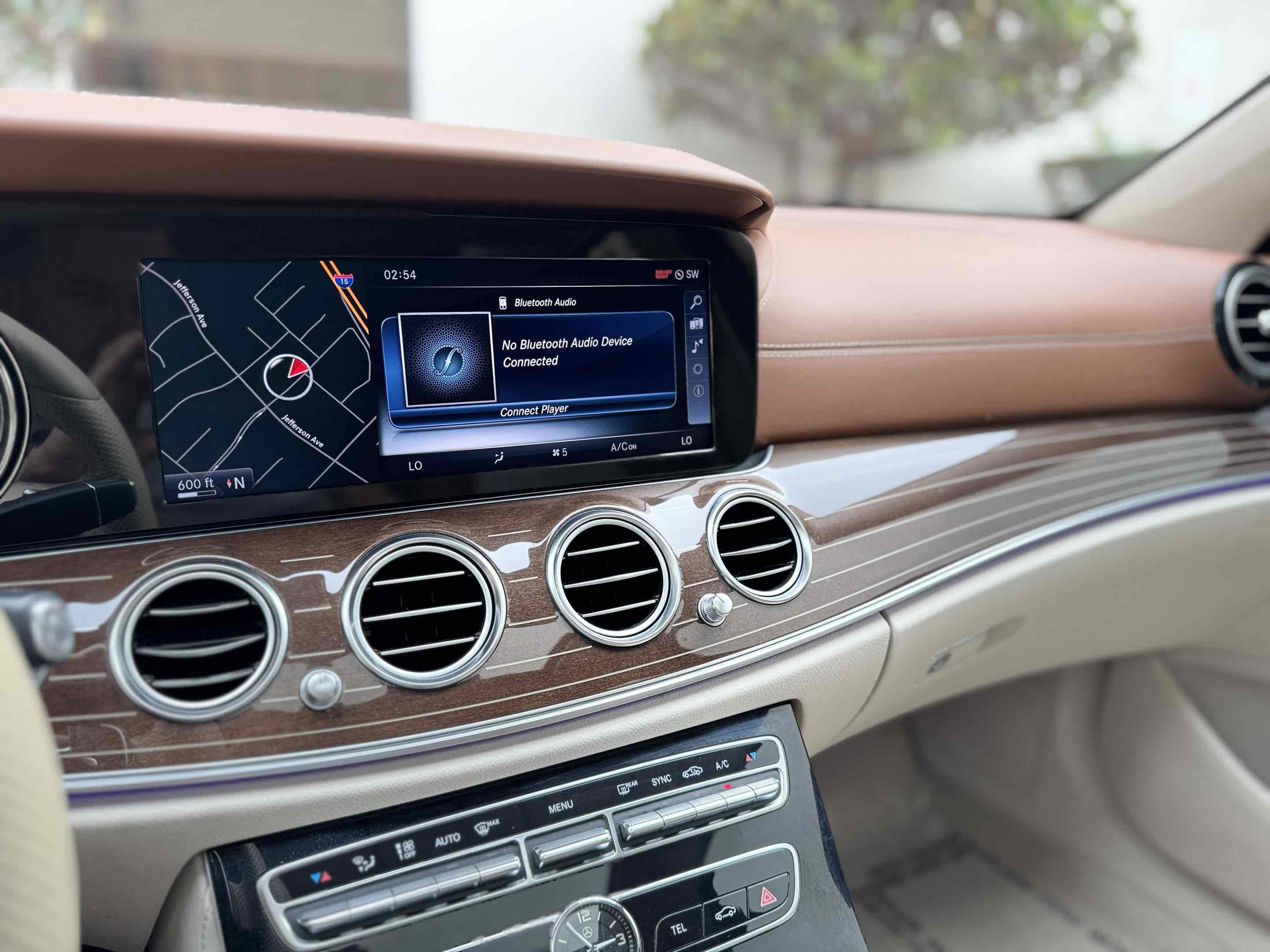 Used 2017 Mercedes-Benz E 300 image 23