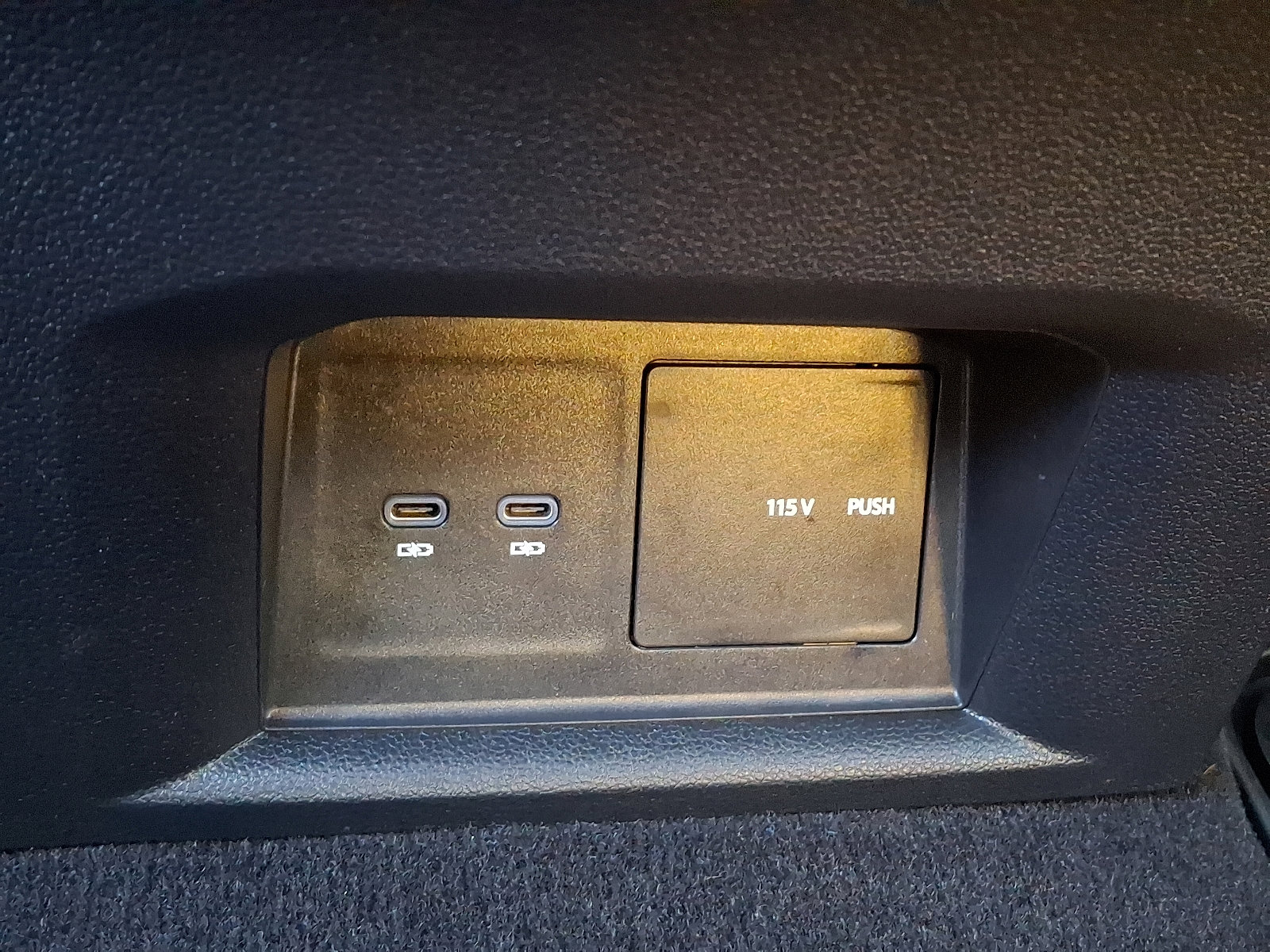 Used 2022 Volkswagen Atlas Cross Sport SEL Premium R-Line image 12