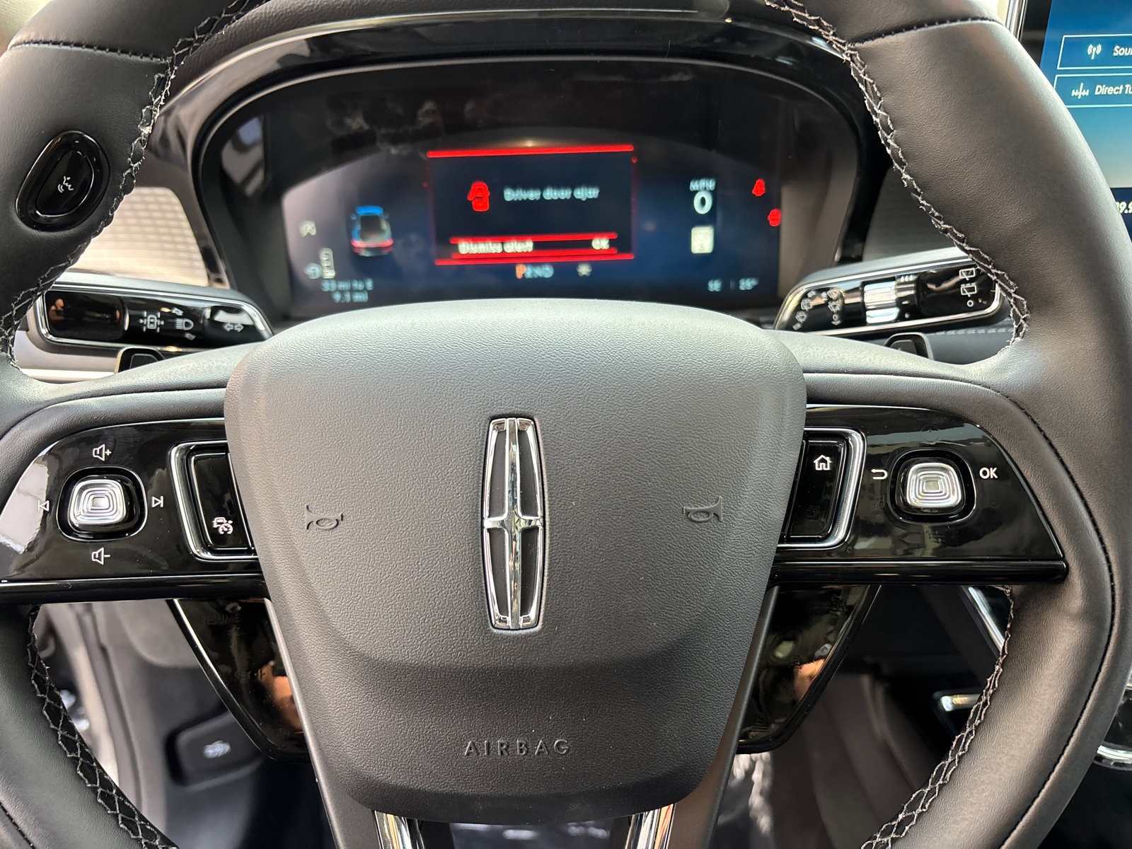 New 2026 Lincoln Corsair Premiere image 16