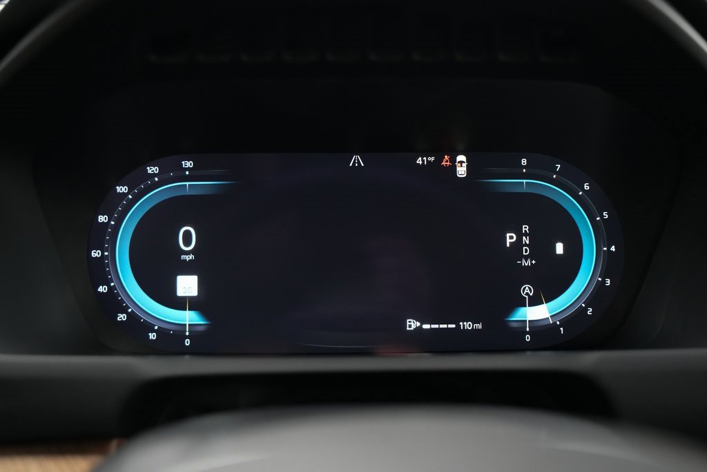 Used 2024 Volvo XC90 B6 Plus w/ Protection Package image 33