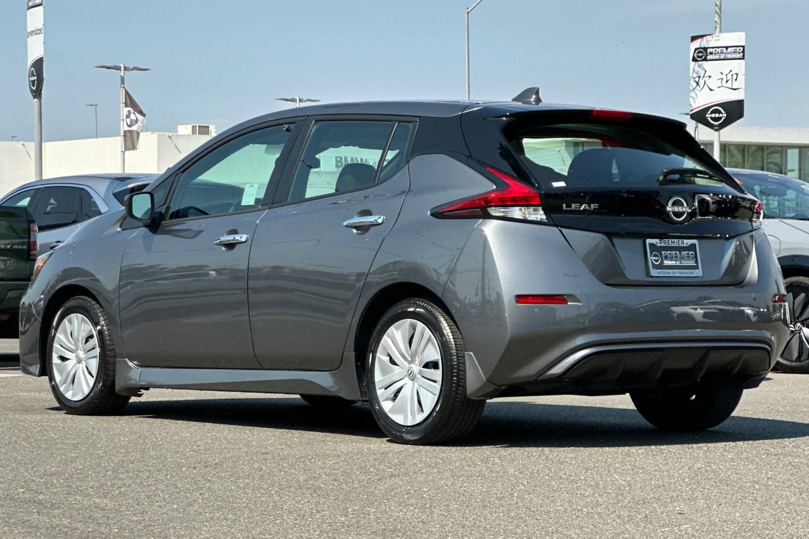 Certified 2025 Nissan Leaf S FWD image 6