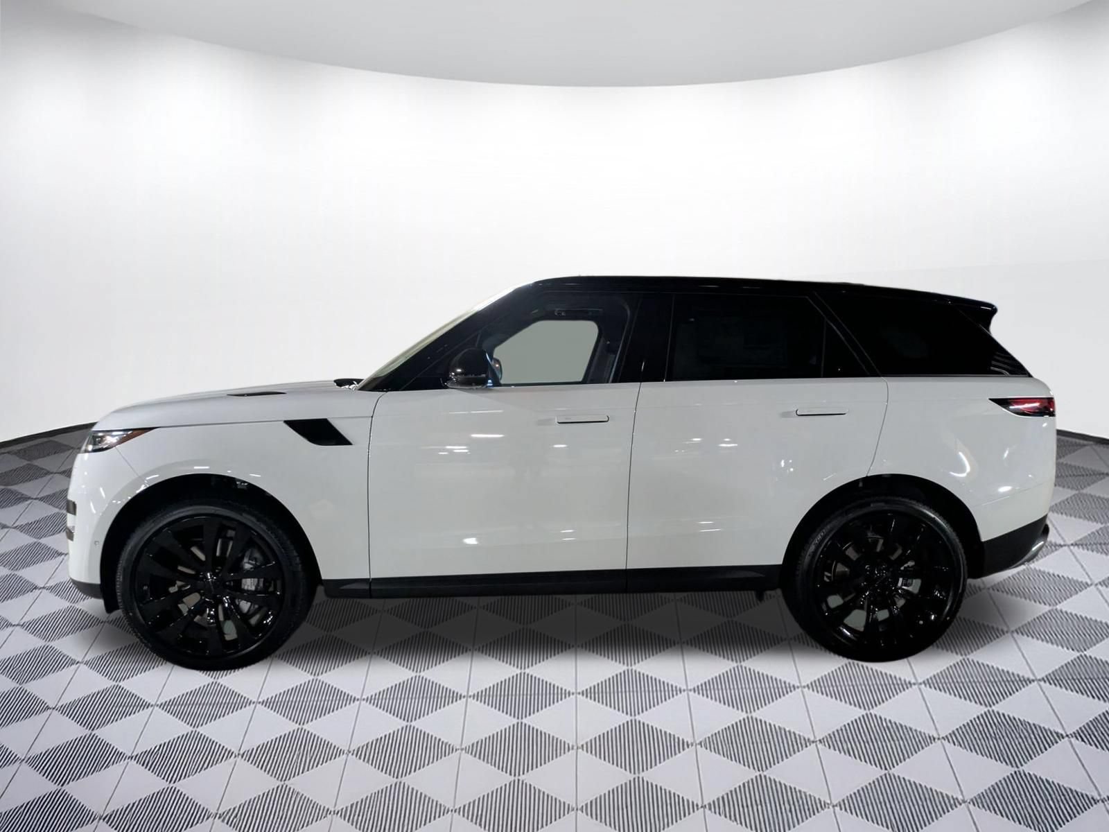 New 2026 Land Rover Range Rover Sport SE AWD/4WD image 3