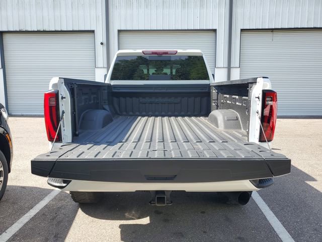 Used 2024 GMC Sierra 2500 Denali Ultimate AWD/4WD image 7