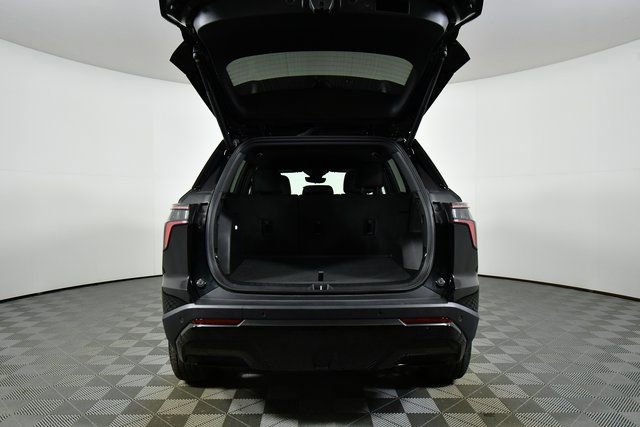 Used 2025 Chevrolet Equinox RS w/ Safety and Technology Package image 25