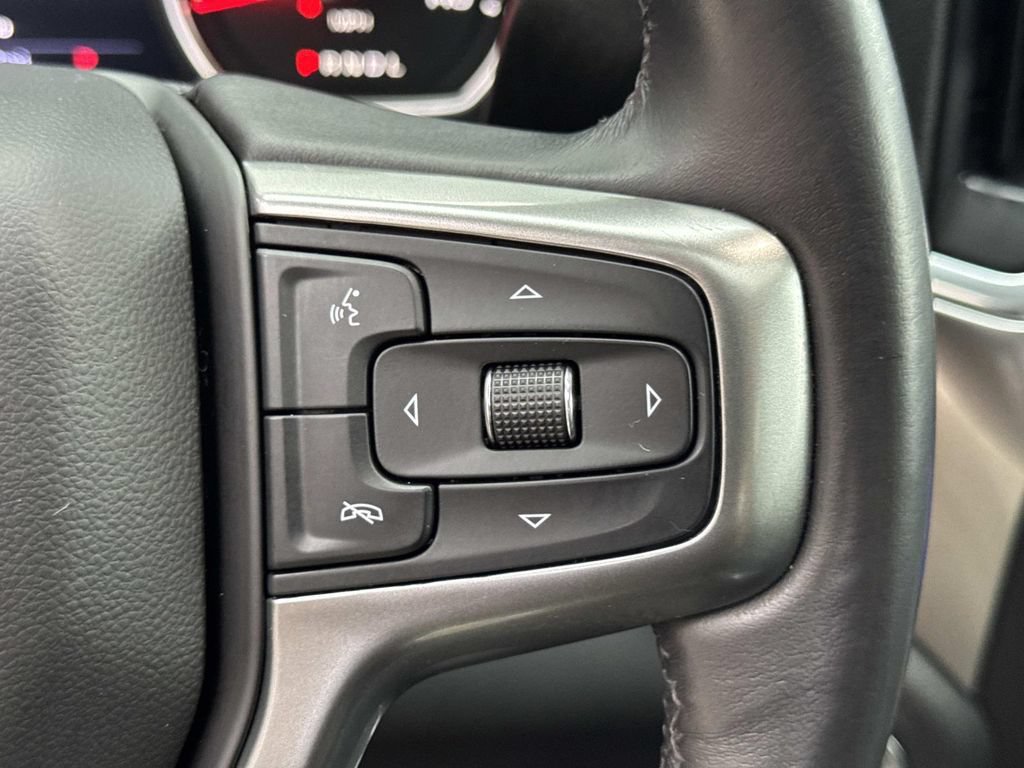Used 2020 Chevrolet Silverado 1500 LTZ w/ LTZ Premium Package AWD/4WD image 30
