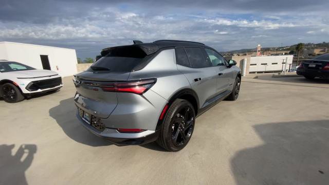 New 2026 Chevrolet Equinox EV RS image 8