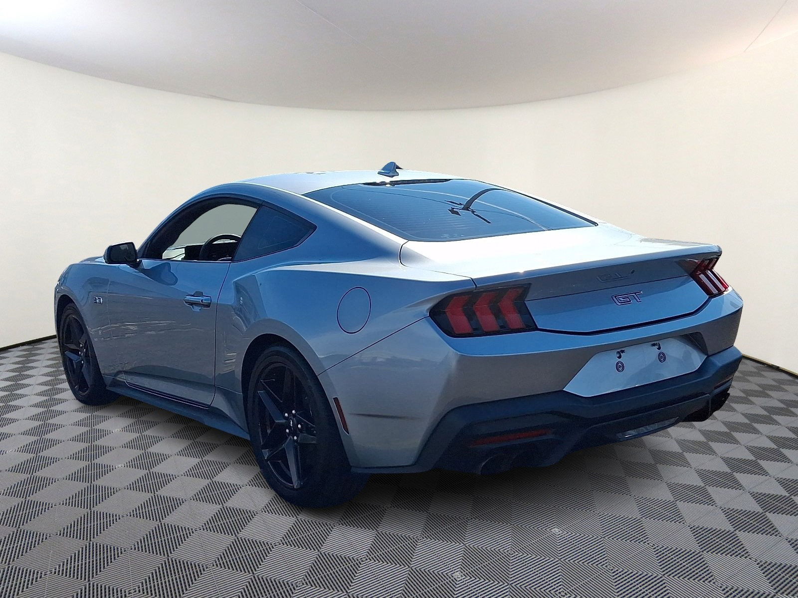 Used 2026 Ford Mustang GT Premium RWD image 5