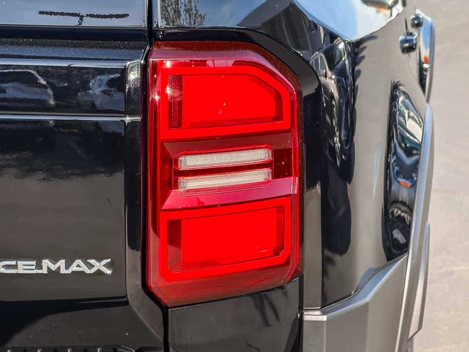 Used 2025 Toyota Land Cruiser w/ Premium Package image 8