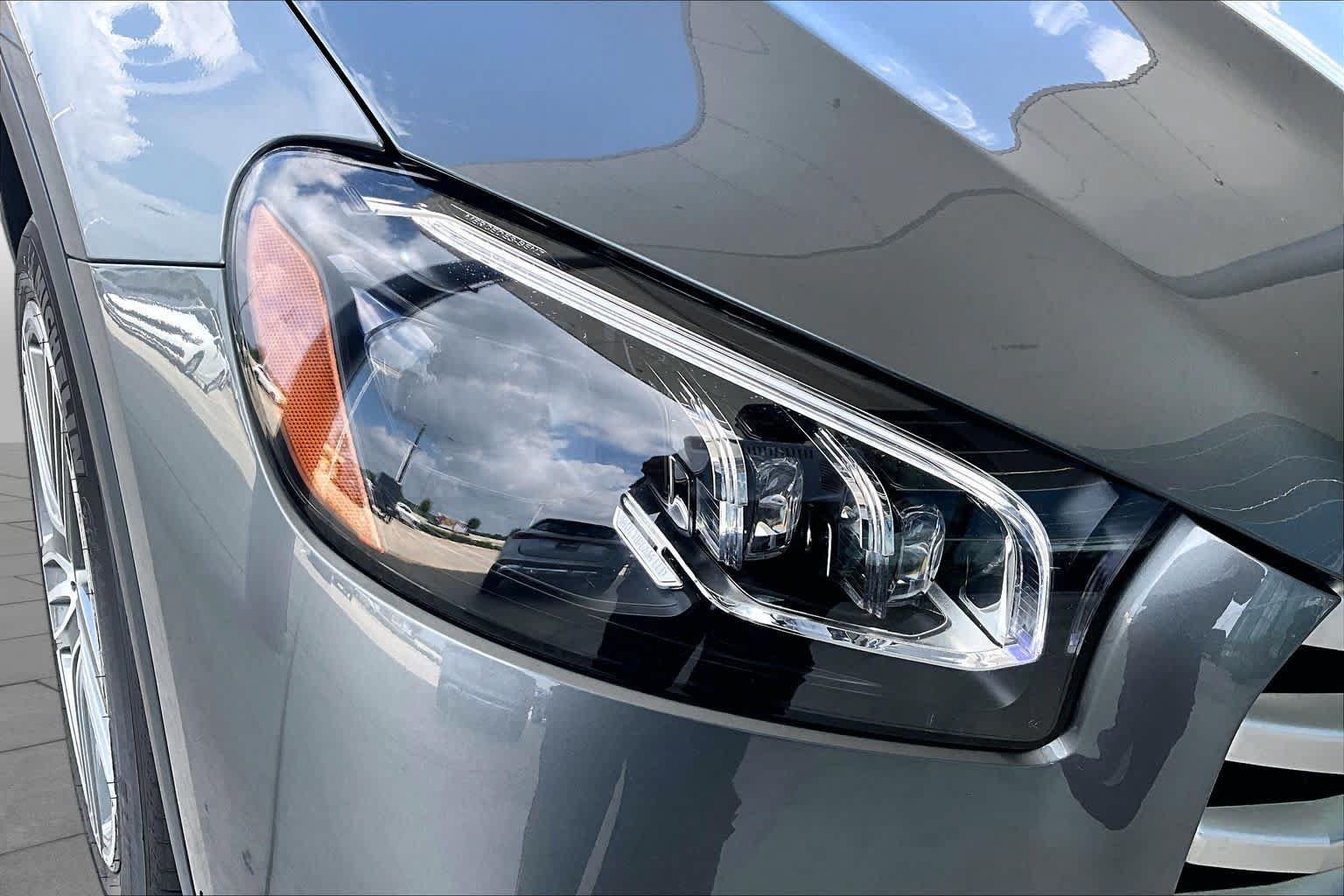Used 2024 Mercedes-Benz GLS 450 4MATIC image 24