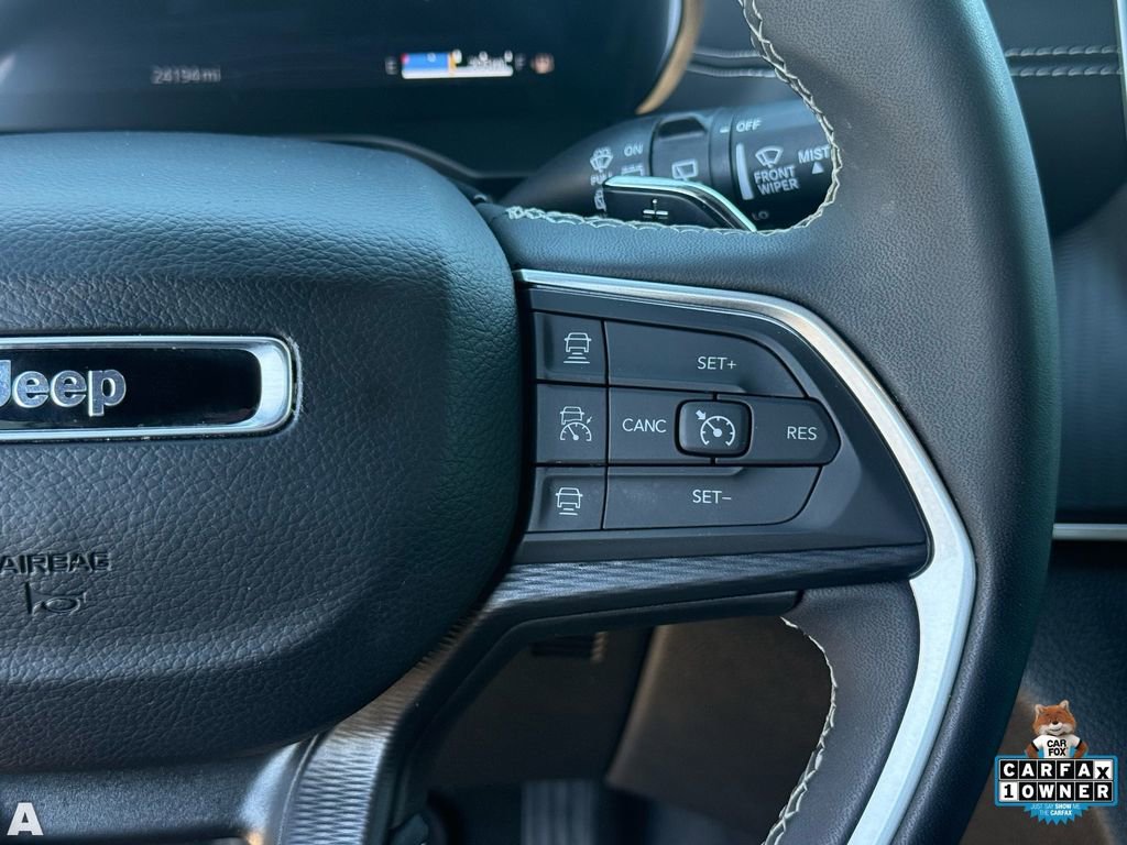 Certified 2025 Jeep Grand Cherokee L Laredo image 17