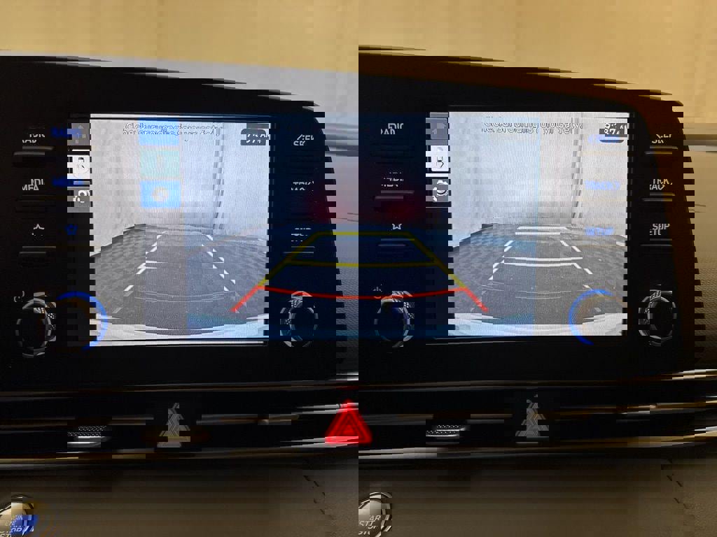 New 2025 Hyundai Elantra Sport image 19