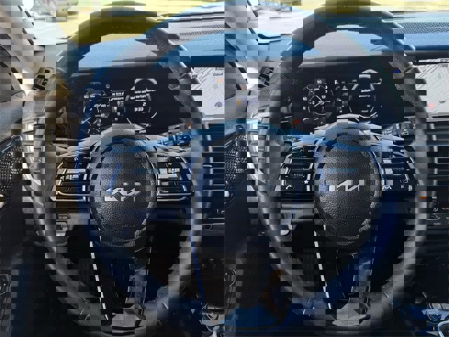 Used 2024 Kia Seltos X-Line image 13