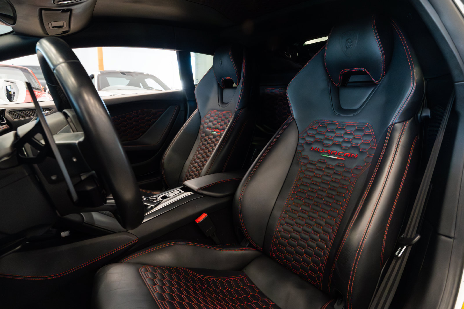 Used 2017 Lamborghini Huracan LP 580-2 RWD image 19