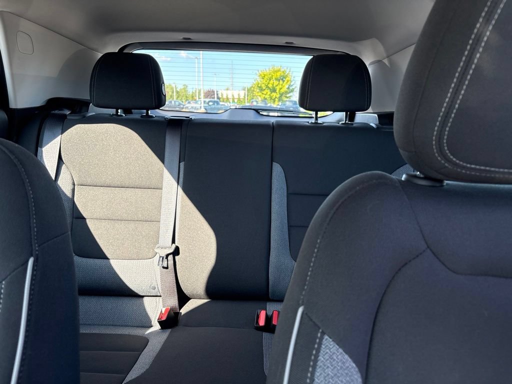Used 2023 Chevrolet TrailBlazer LS AWD/4WD image 16