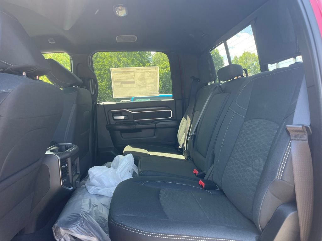 New 2026 RAM 2500 Big Horn AWD/4WD image 9