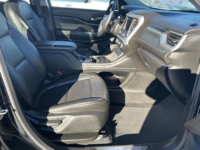 Used 2023 GMC Acadia SLT image 21