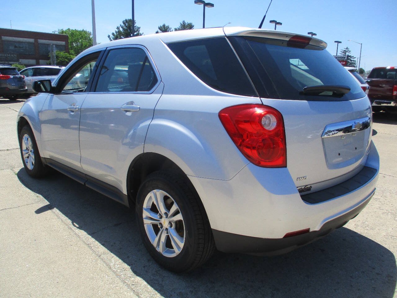 Used 2012 Chevrolet Equinox LS AWD/4WD image 4