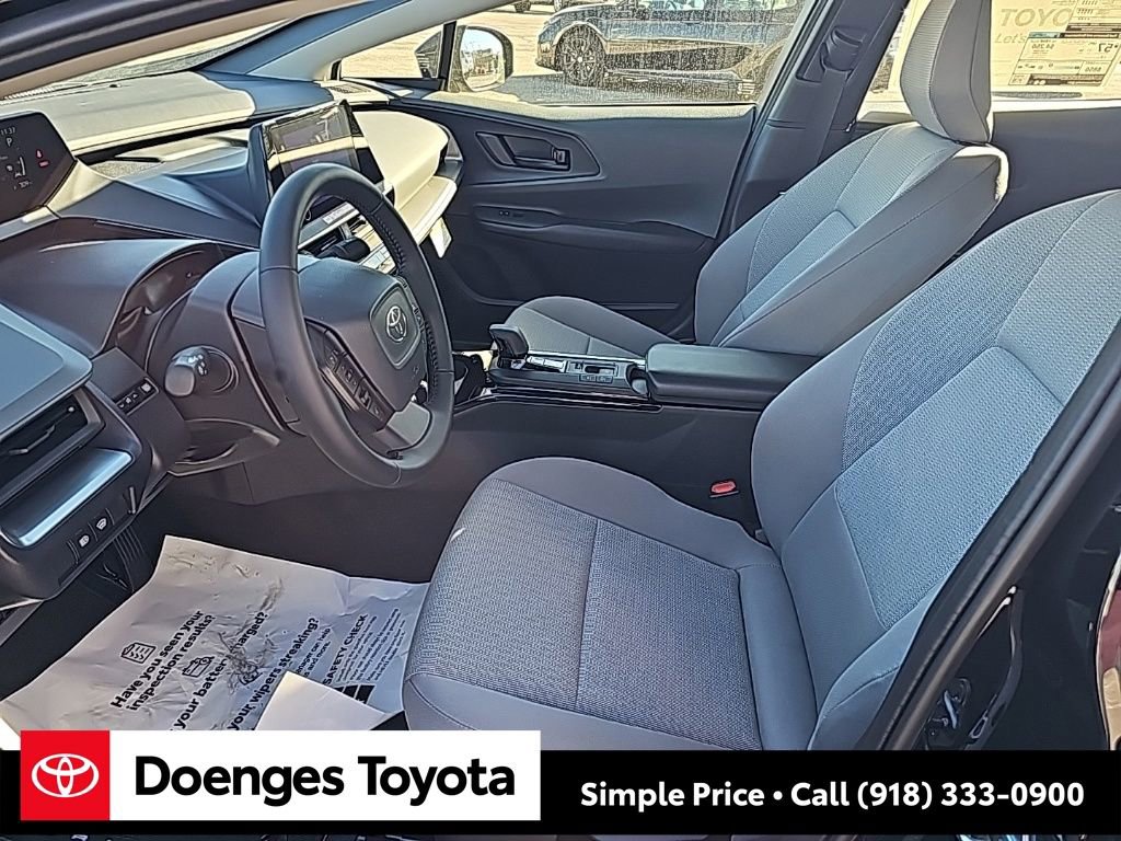 New 2026 Toyota Prius LE image 12
