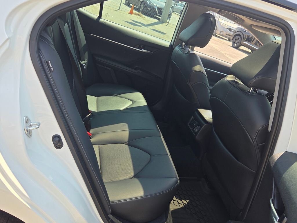 Used 2023 Toyota Camry XSE FWD image 12