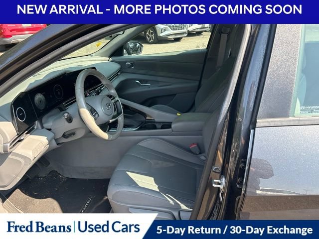 Used 2023 Hyundai Elantra SEL w/ Convenience Package FWD image 12