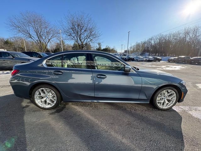 New 2026 BMW 330i xDrive Sedan w/ Convenience Package AWD/4WD image 4
