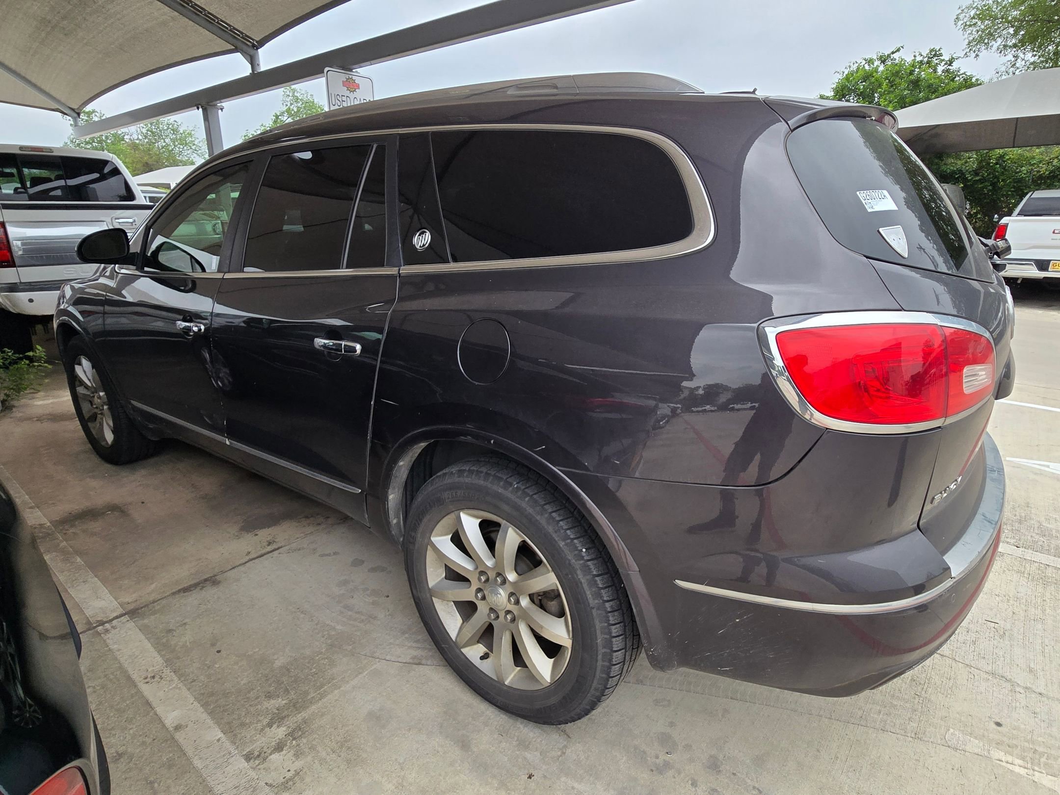 Used 2016 Buick Enclave Premium w/ Experience Buick Package FWD image 4