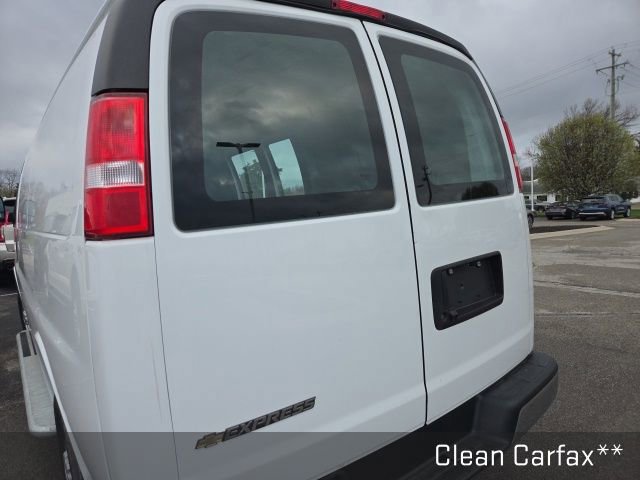 Used 2024 Chevrolet Express 2500 w/ Driver Convenience Package image 5
