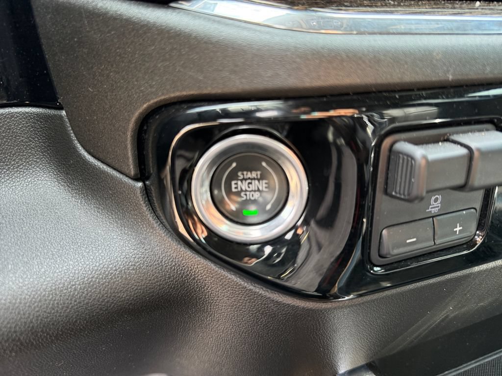 Used 2024 GMC Sierra 1500 Elevation AWD/4WD image 34