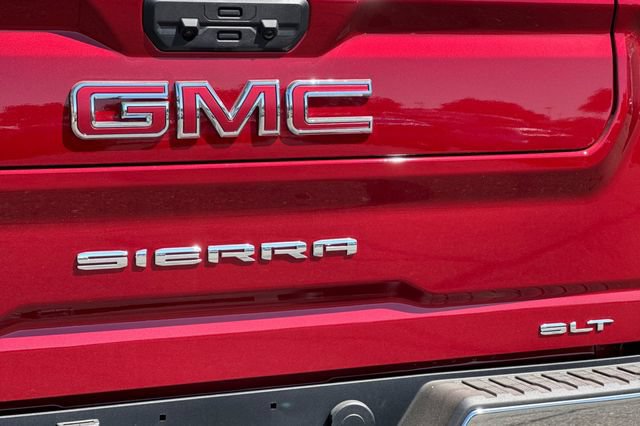 New 2026 GMC Sierra 2500 SLT w/ SLT Premium Package AWD/4WD image 33