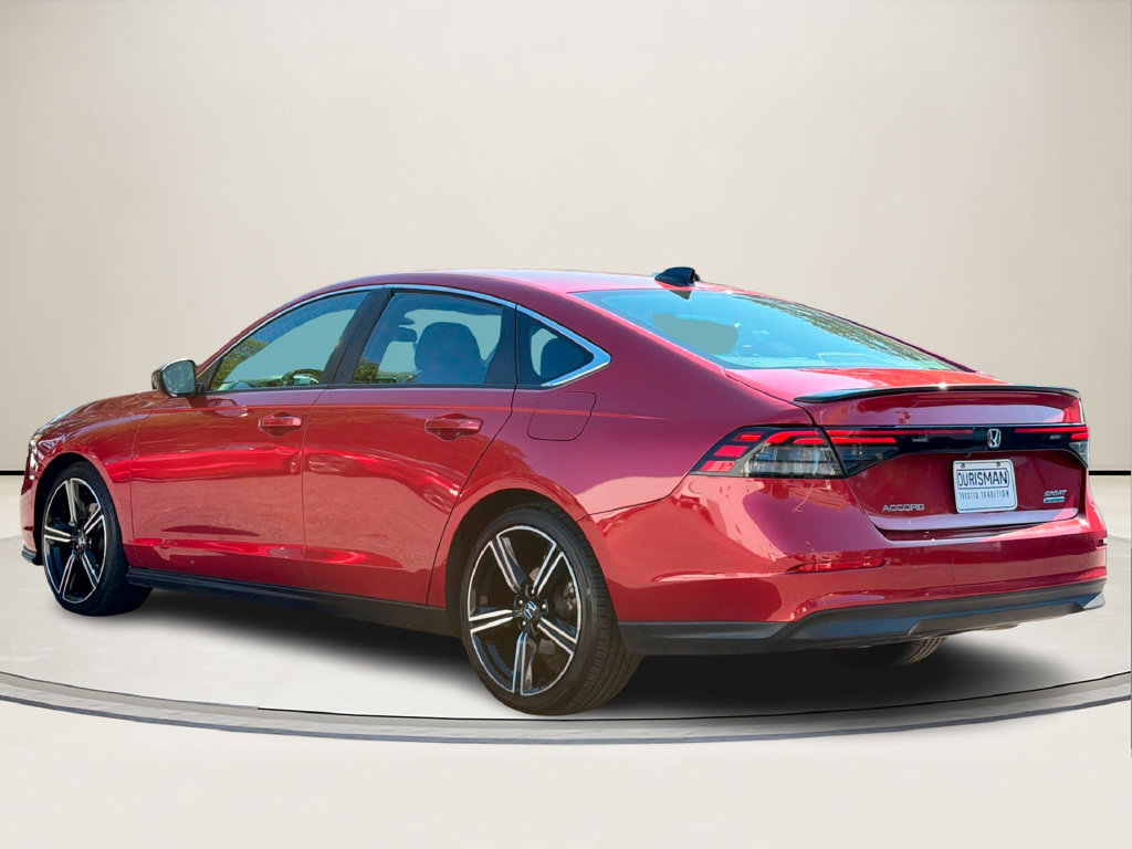 Used 2024 Honda Accord Sport image 3