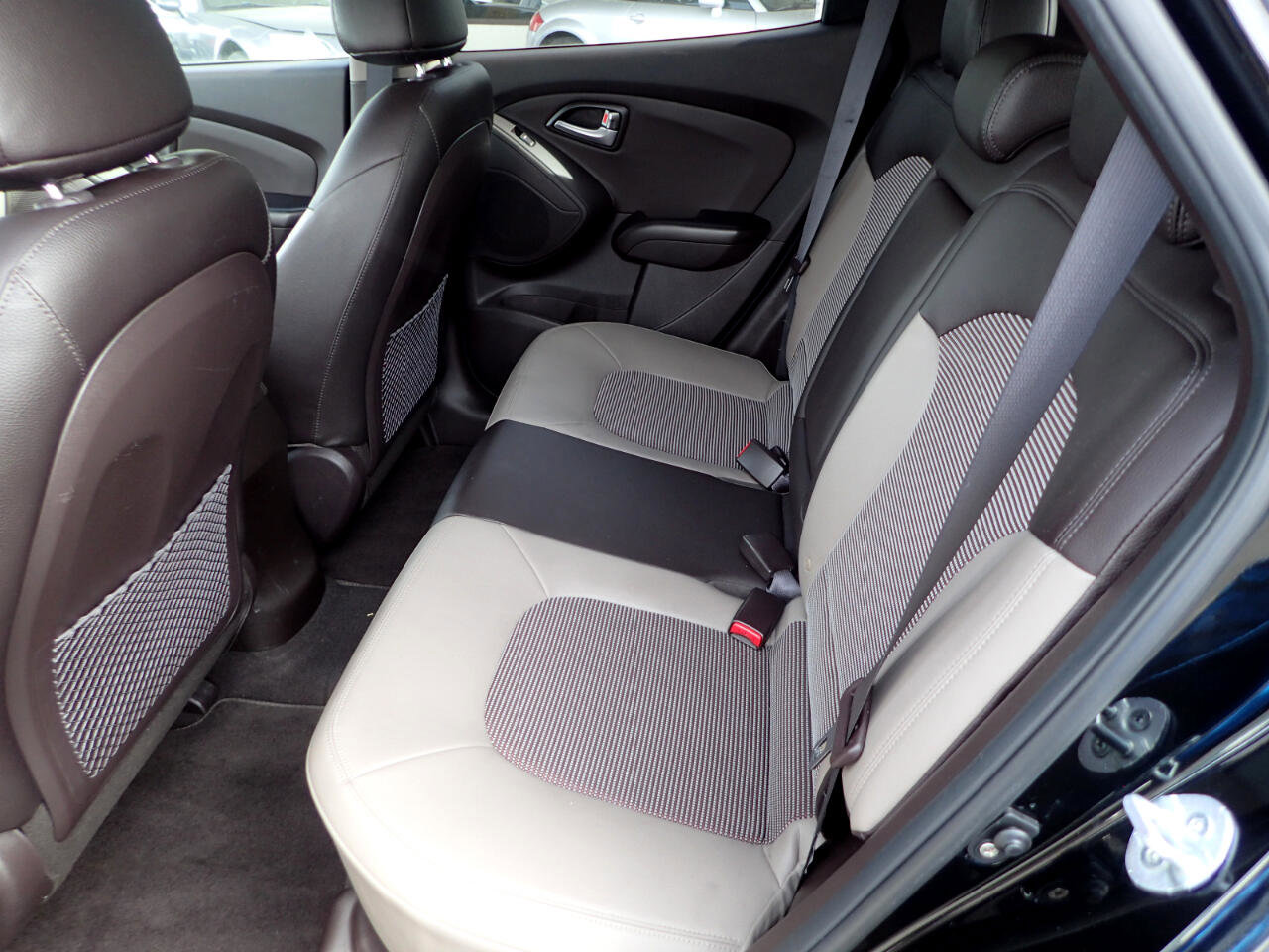 Used 2012 Hyundai Tucson GLS FWD image 10
