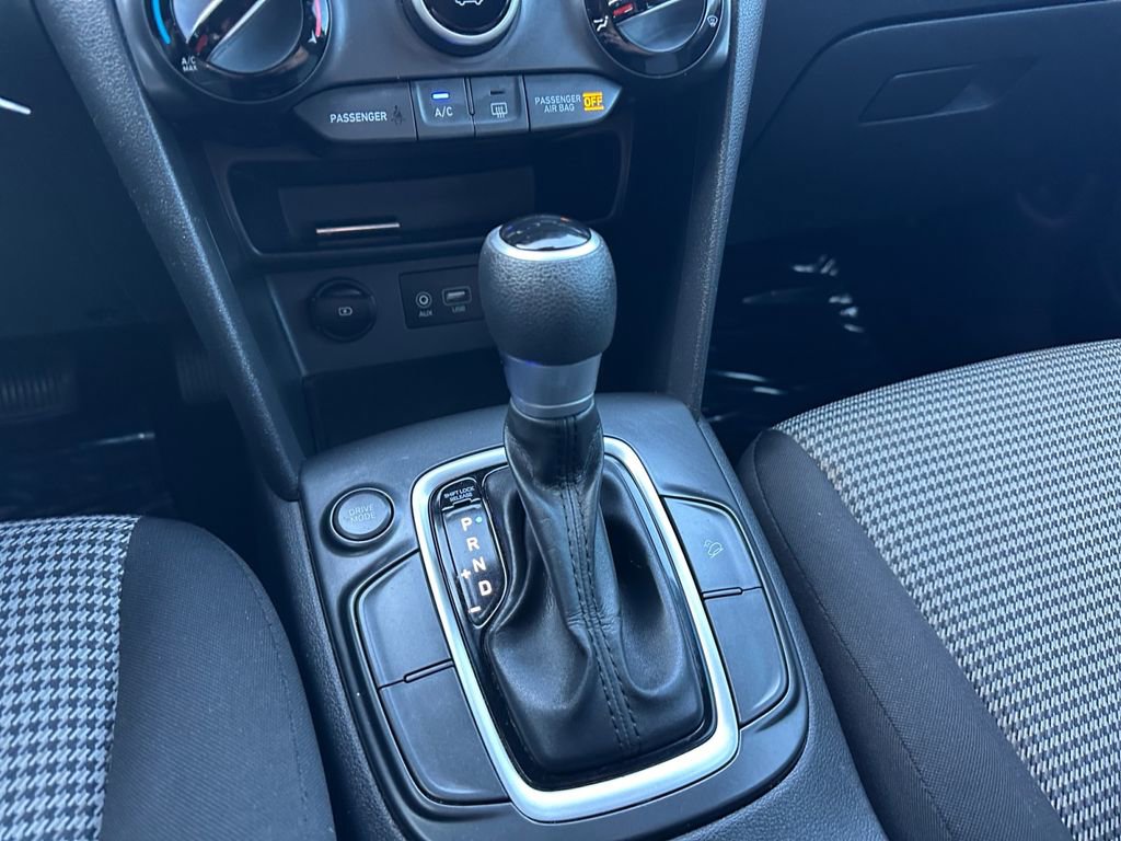 Used 2019 Hyundai Kona SE image 15