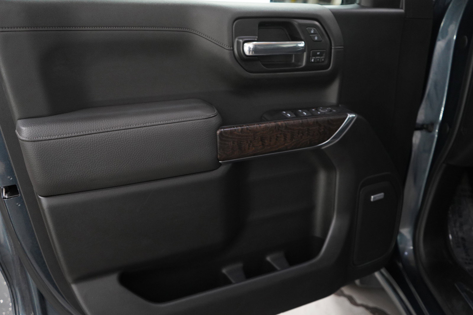 Used 2019 GMC Sierra 1500 Denali image 24