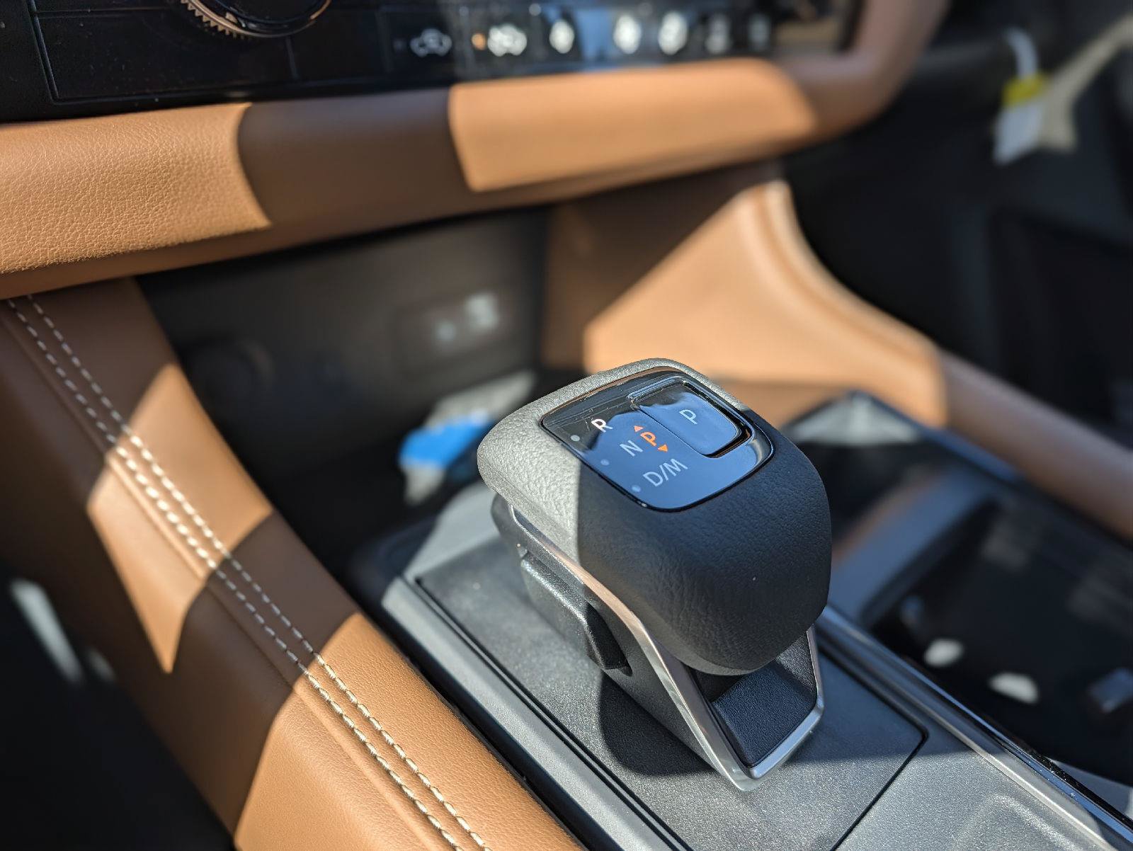 New 2026 Nissan Pathfinder Platinum AWD/4WD image 30