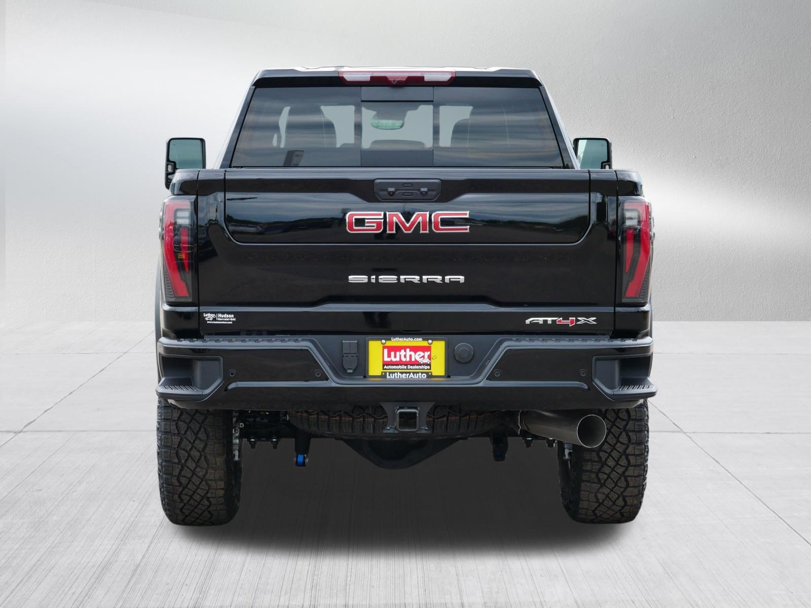 New 2026 GMC Sierra 2500 AT4X w/ Snow Plow Prep/Camper Package AWD/4WD image 4