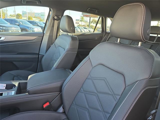 New 2026 Volkswagen Atlas Cross Sport SE image 14