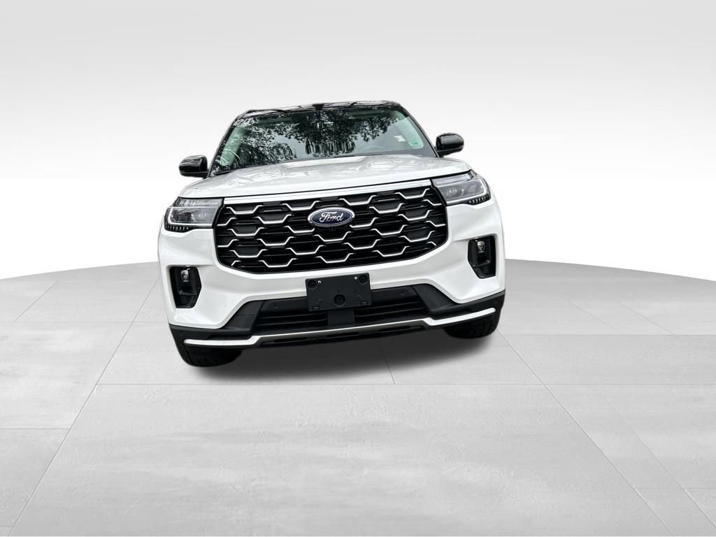 Used 2025 Ford Explorer Platinum w/ Ultimate Package image 9