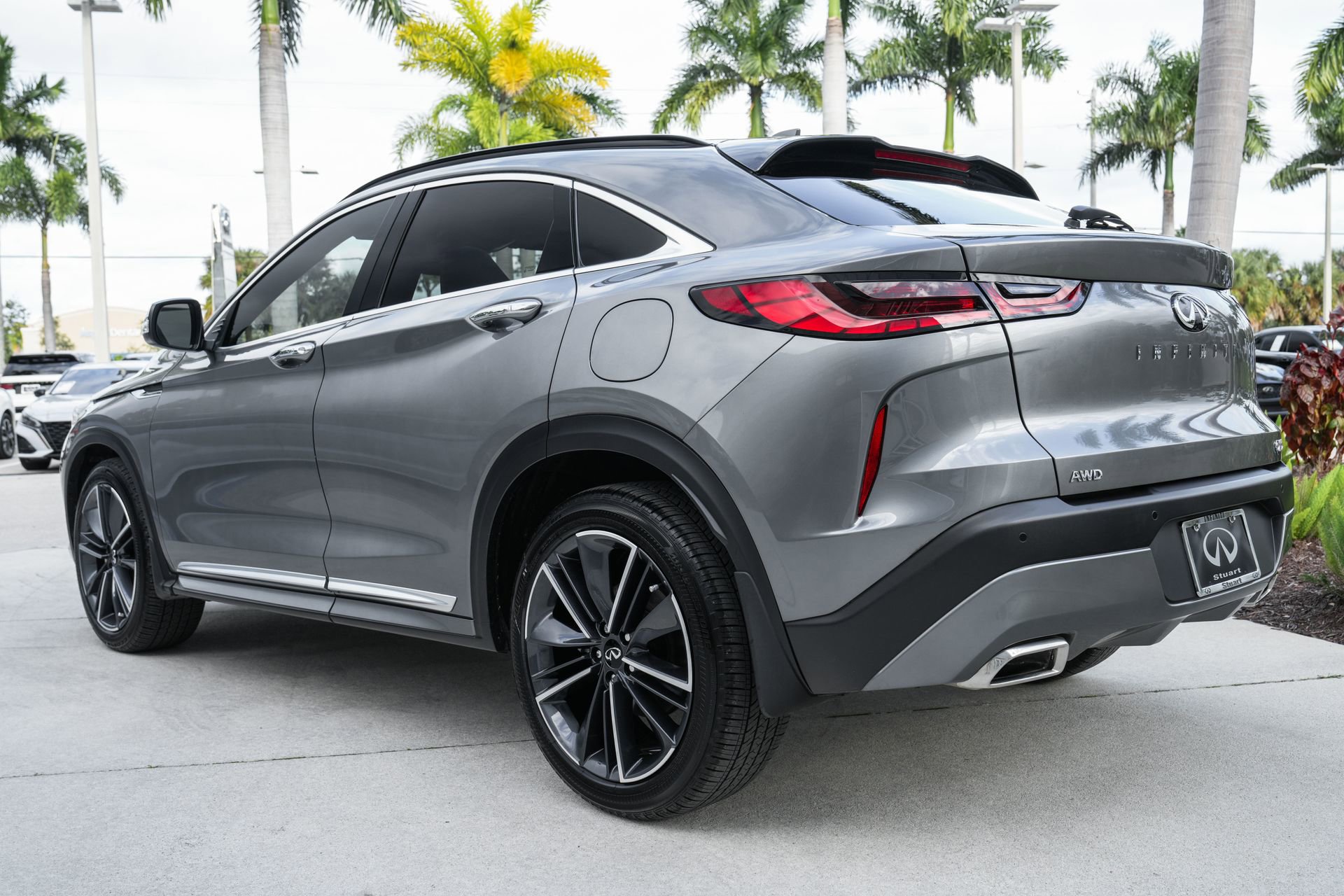 Used 2025 INFINITI QX55 Luxe w/ Accent Package image 19