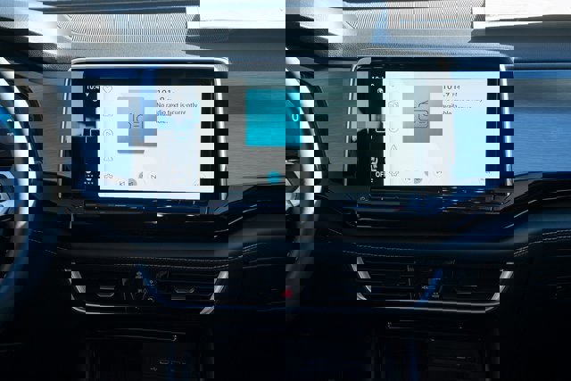 New 2026 Volkswagen Atlas Cross Sport SE image 31