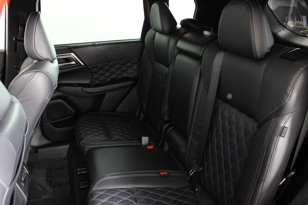 Used 2023 Mitsubishi Outlander SEL FWD image 21