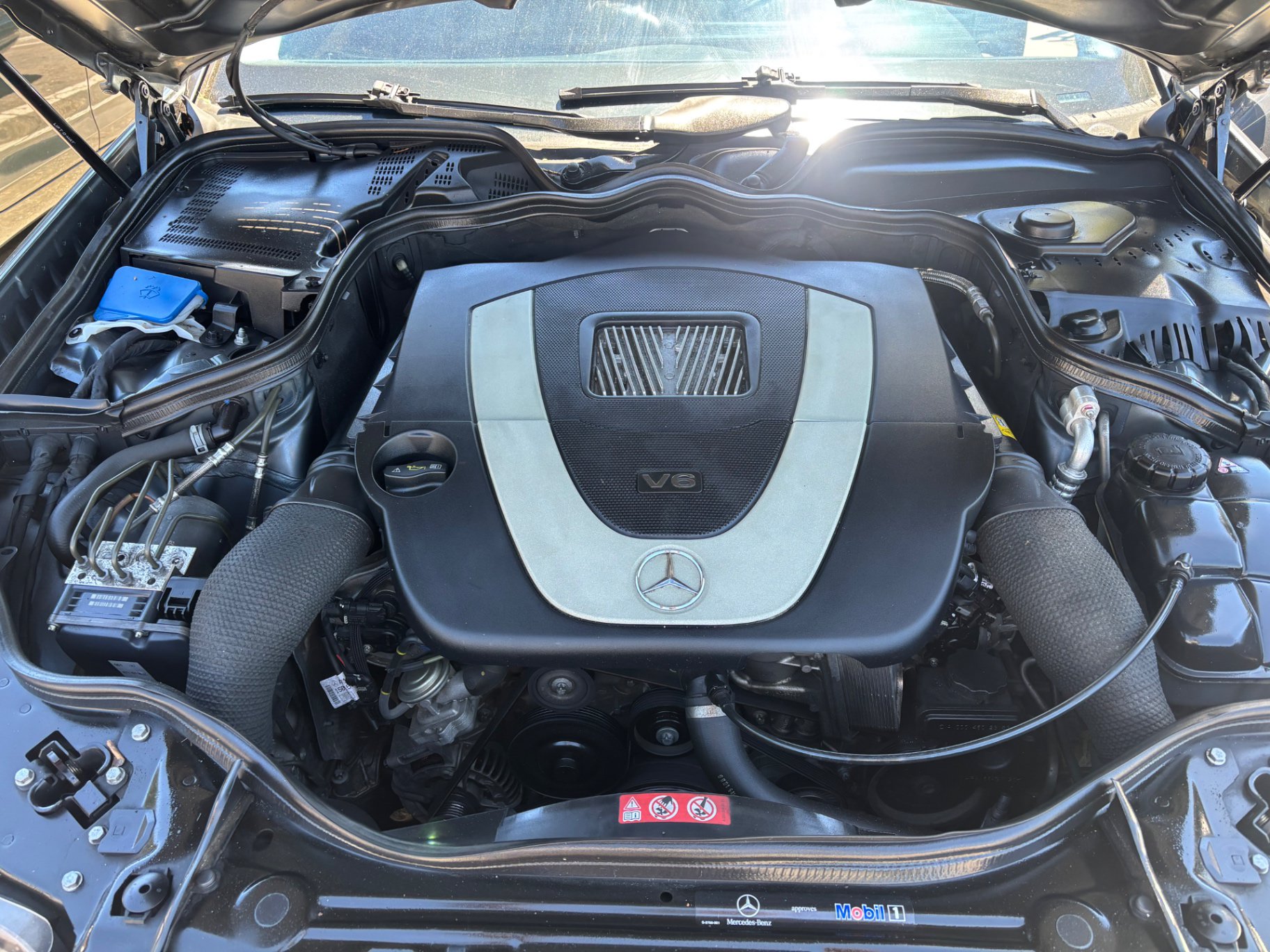 Used 2009 Mercedes-Benz E 350 Sedan image 12