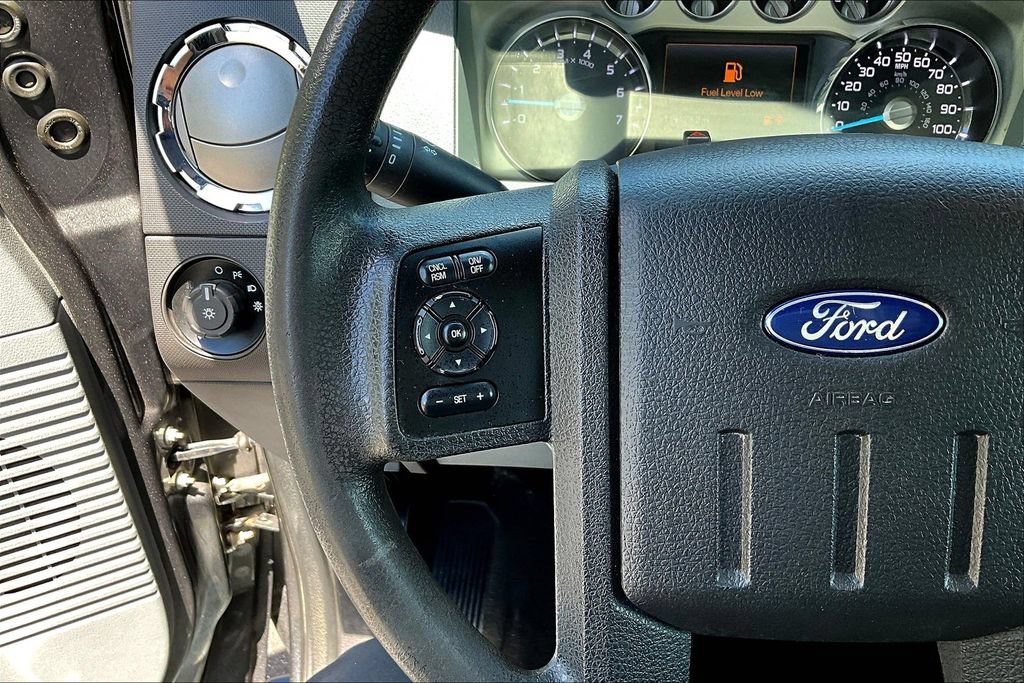 Used 2016 Ford F250 XLT w/ XLT Premium Package AWD/4WD image 15